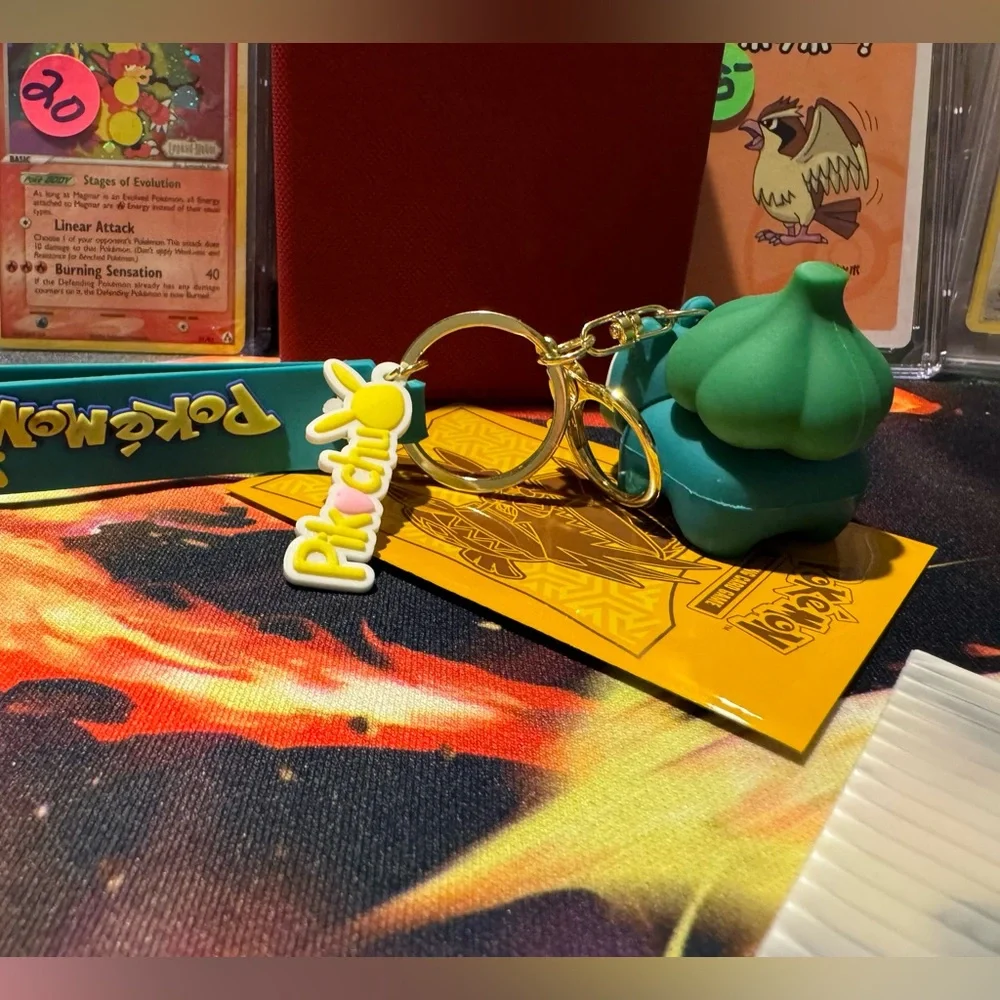 POKÉMON KEYCHAINS CHOICE OF ONE POKÉMON